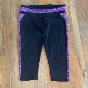 Fabletics Crop Legging